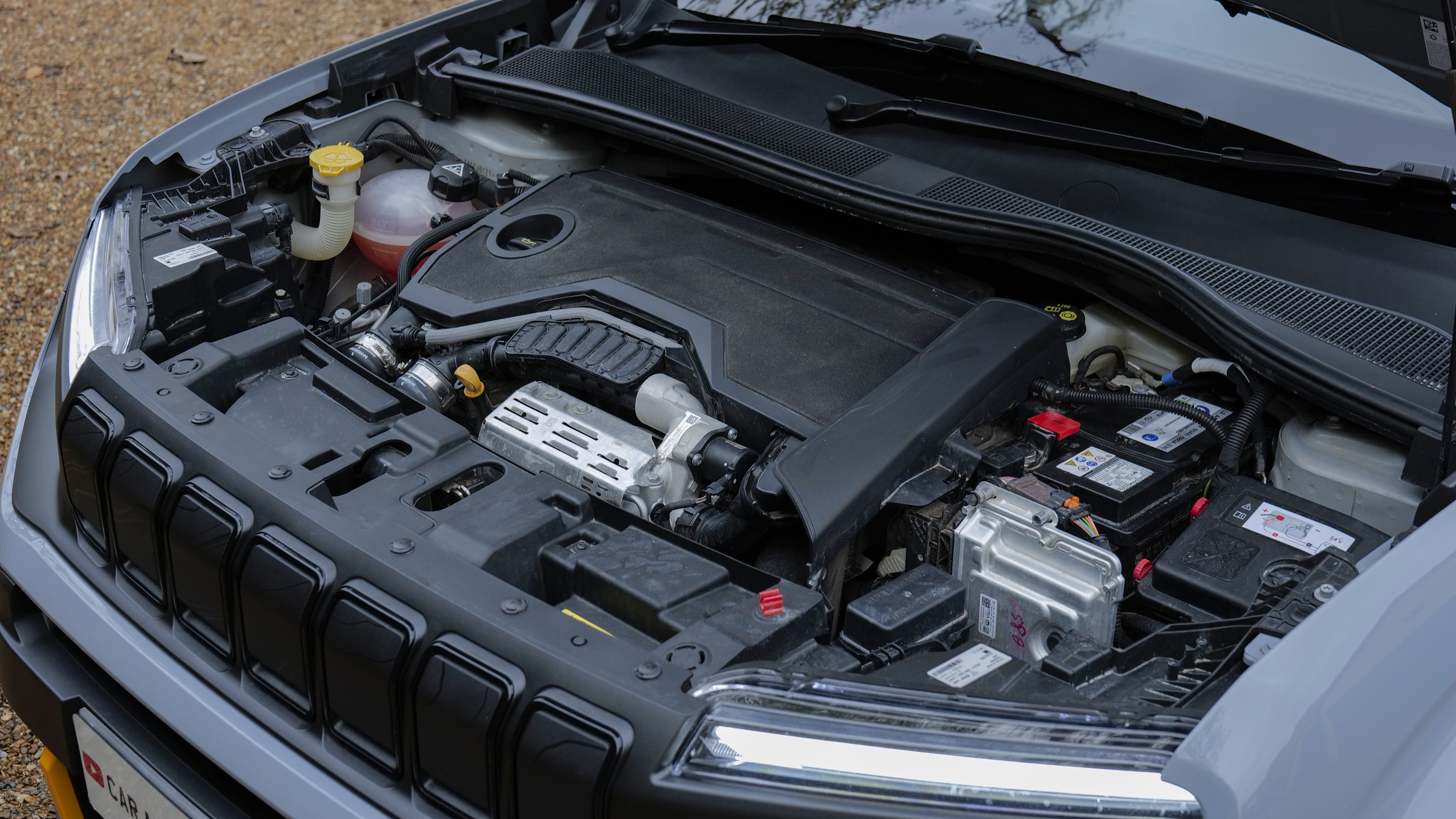 JEEP AVENGER HATCHBACK 1.2 E-AWD e-Hybrid Upland 5dr DCT